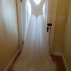 Wedding dress